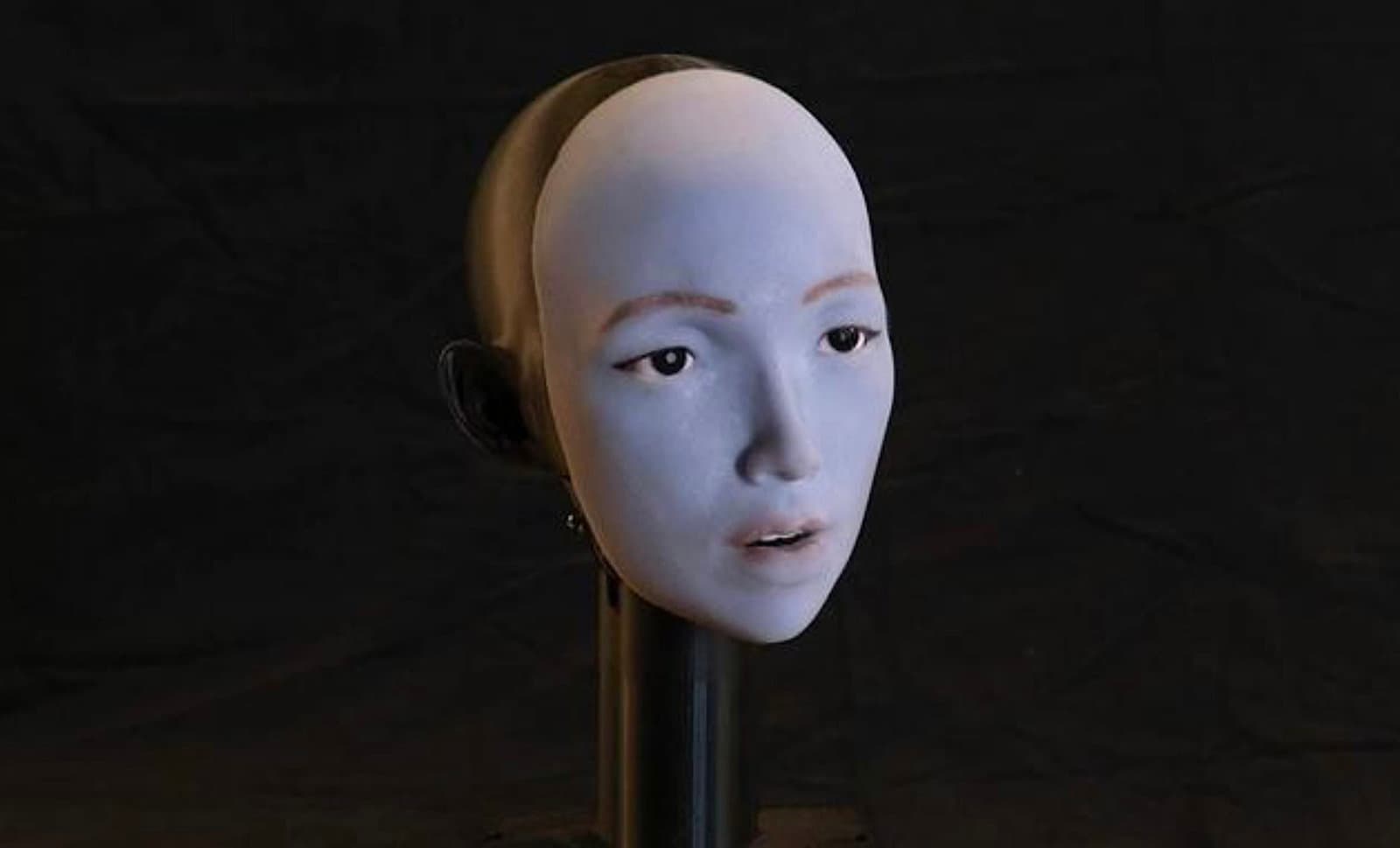 “Bu Robotikteki Eksik Halkadır”: Mühendisler Robotlara İnsanlar Gibi “Dudak Senkronizasyonu” Yapmayı Öğretiyor