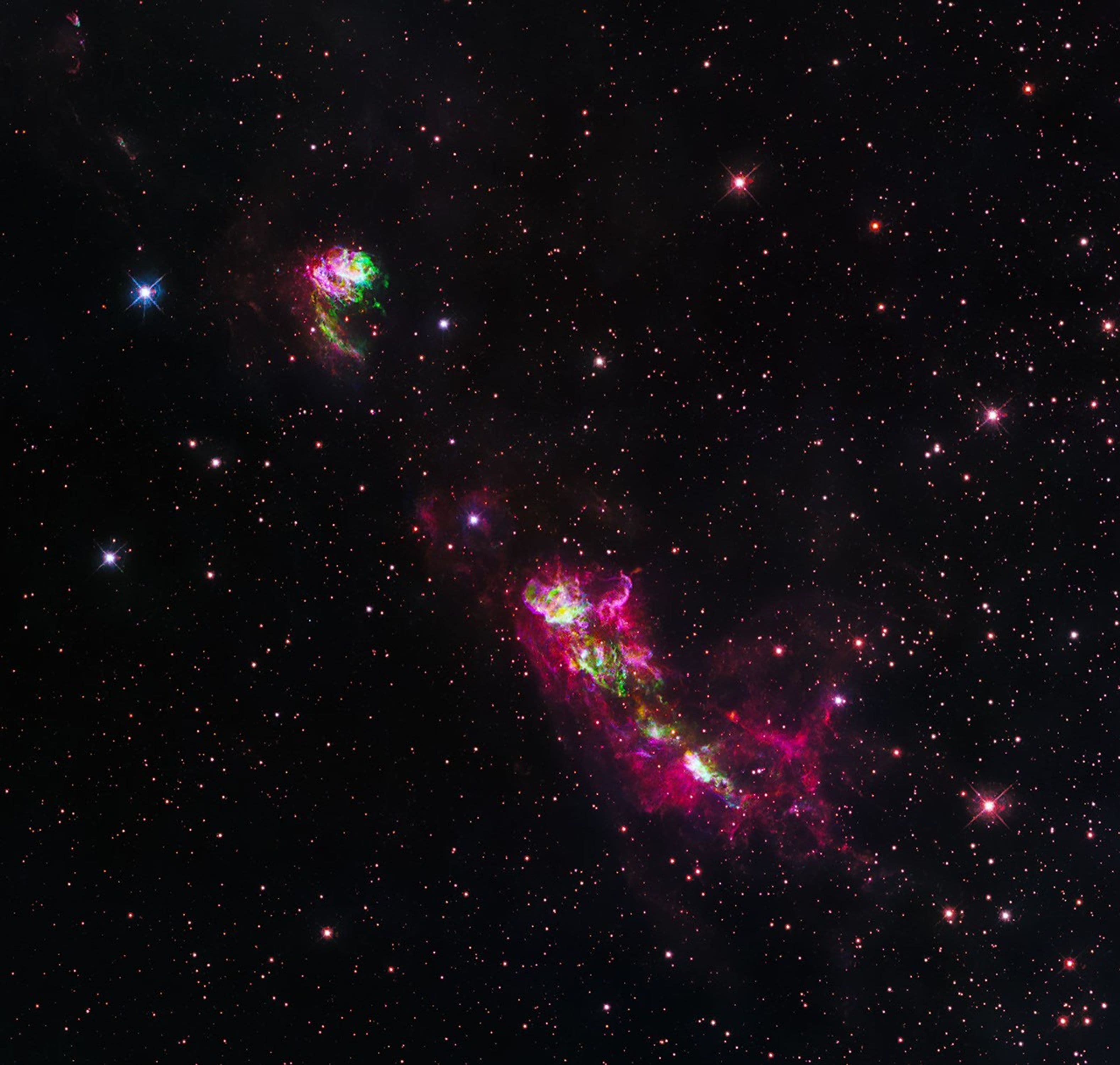 Hubble Bulutları Alevlendiren Yıldız Patlamasını Gözetliyor