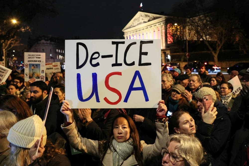 Minneapolis'teki ICE Eylemleri İtalya, Ekvador ve Almanya'da Endişeye Yol Açtı