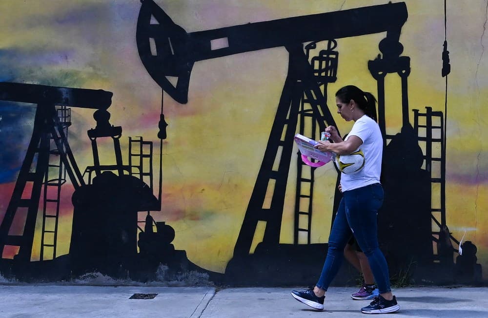 Petrol Neden Trump'ın Venezuela Kumarını Açıklamıyor?