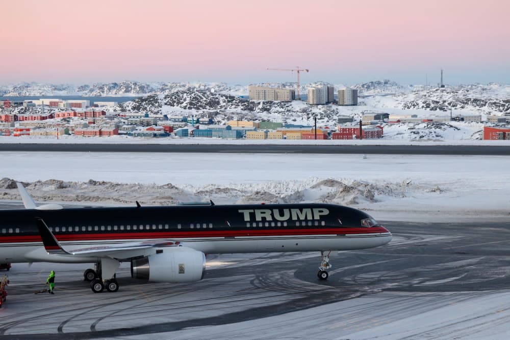 Trump Ekibi Grönland'ın Zorla İlhak Edilip Edilmeyeceği Konusunda Karışık Mesajlar Yayınladı