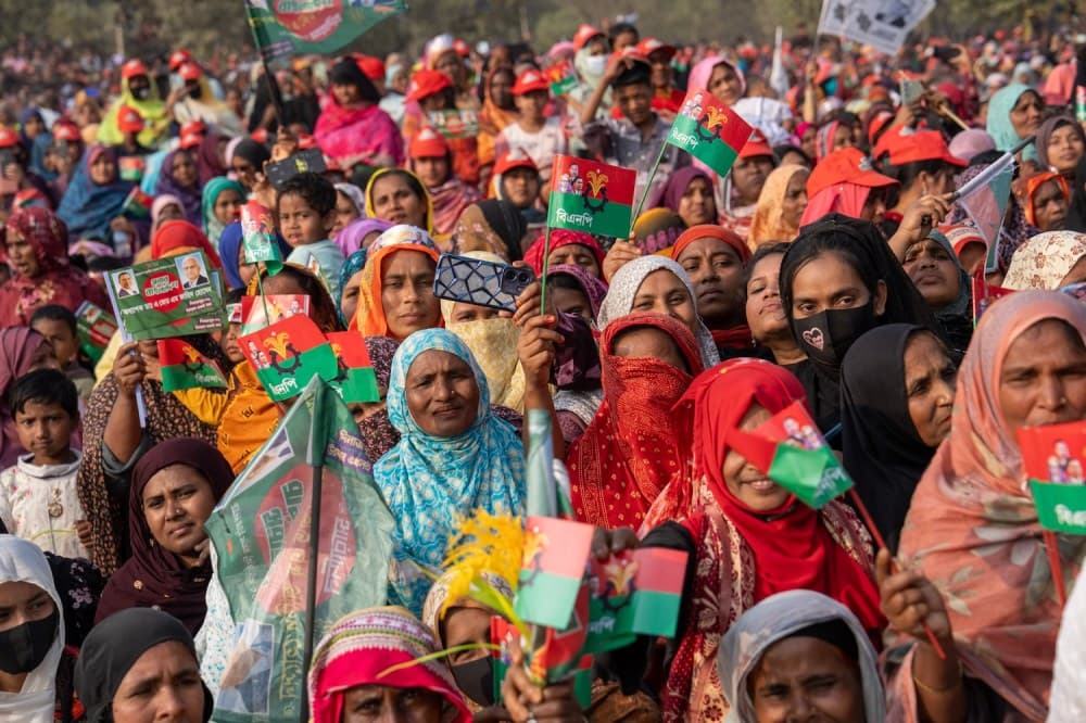 Bangladeş Seçimlerinde Çok Az Kadın Oy Sandığına Katılıyor