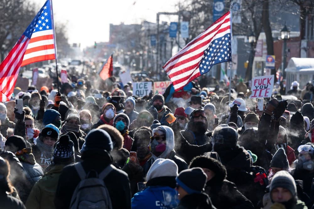 Minneapolis BUZ Karşıtı Protestolar: Küresel Demokrasilerden Dersler