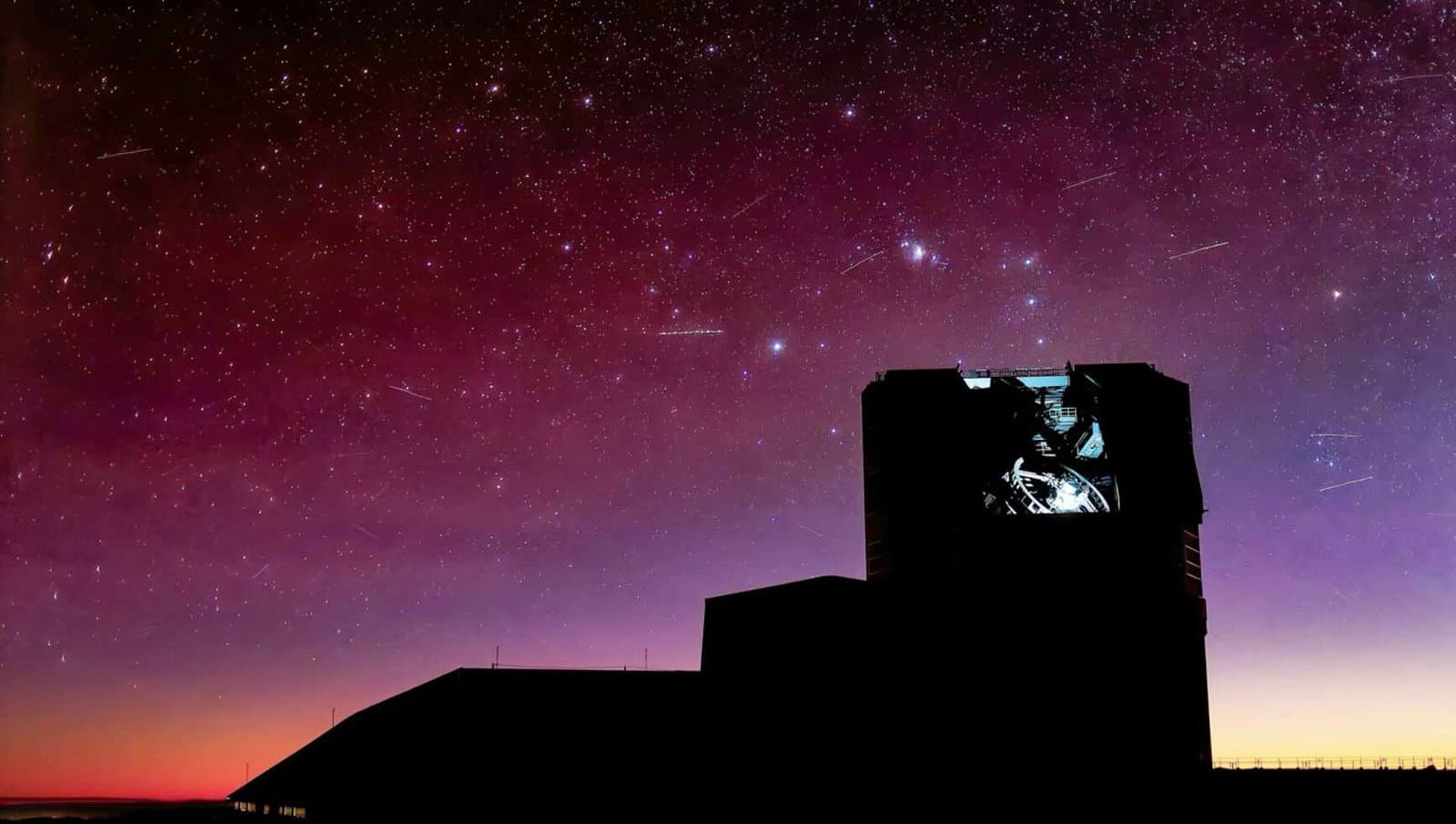 Sonsuza Kadar Alacakaranlık mı? Uydu Aynaları Yörüngeden Yapay Gün Işığı Oluşturarak Astronomik Gözlemleri Engelleyebilir