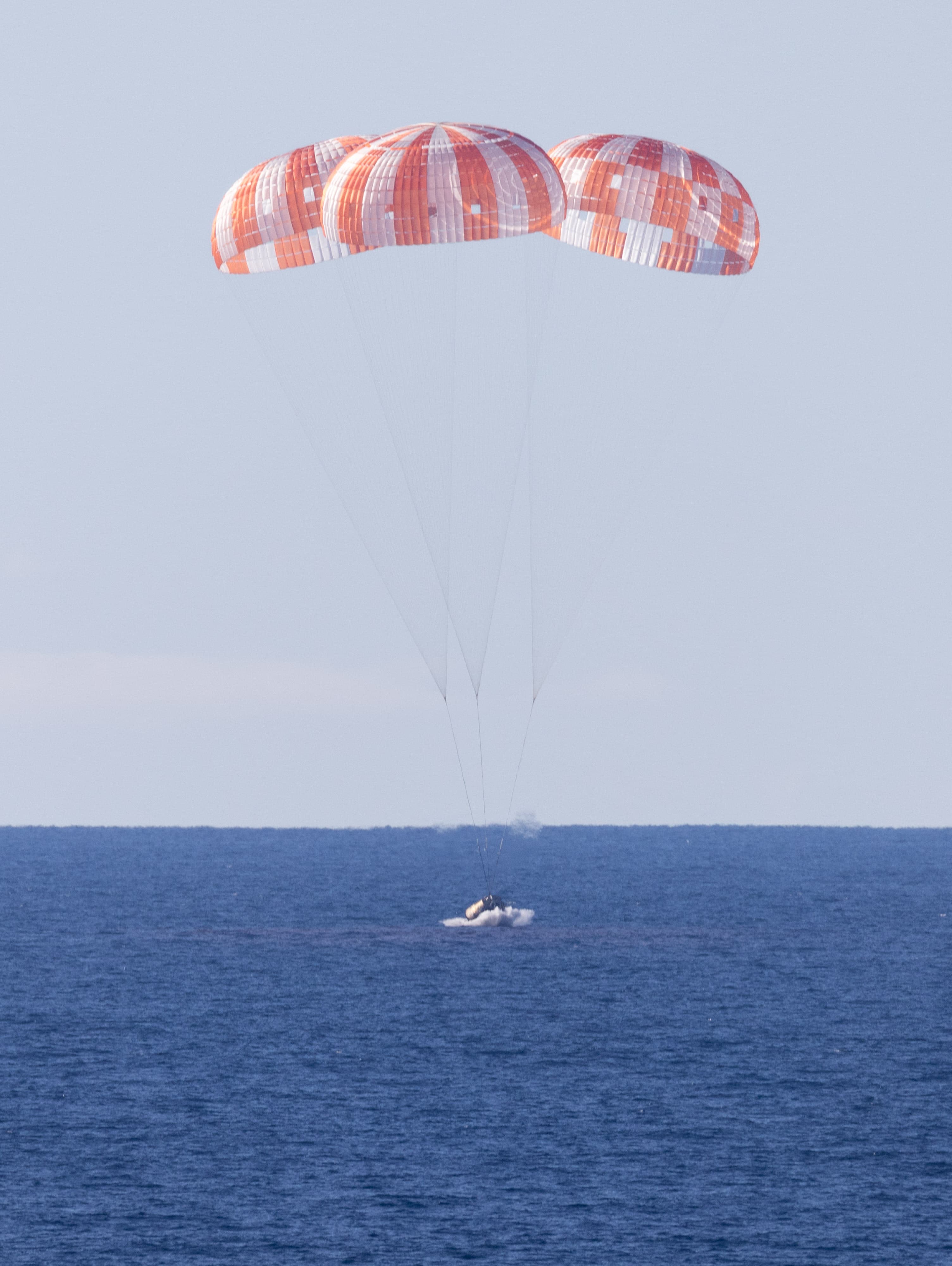 NASA, Rekor Kıran Artemis II Ay Yolcularını Dünya'ya Döndürüyor