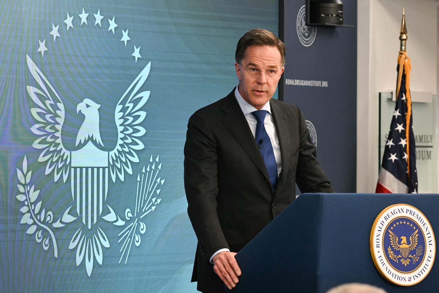 Rutte, Hürmüz Boğazı Konusunda ABD ve İran'ın Çatışmasına NATO'nun Tepkisini Savundu