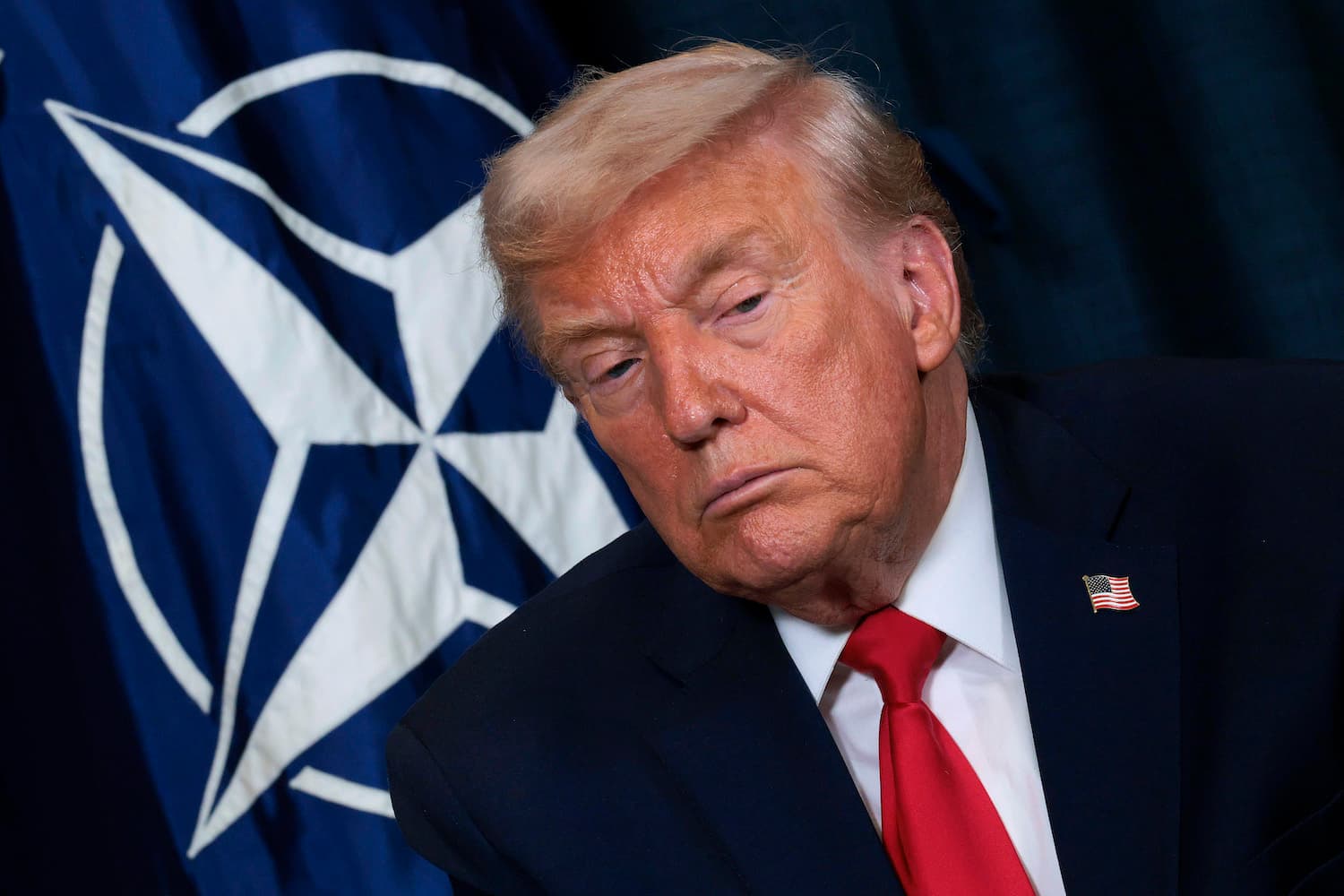 Trump, İran Savaşına Katılma İsteksizliği Nedeniyle ABD'yi NATO'dan Çekmeyi Düşünüyor