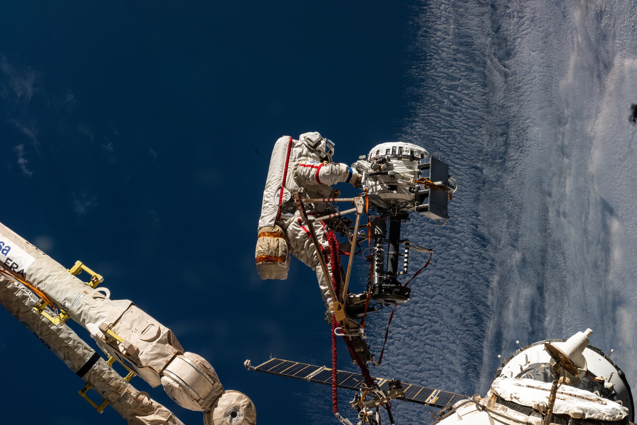 NASA, Uzay İstasyonu Dışındaki Roscosmos Uzay Yürüyüşü Kapsamını Ayarladı