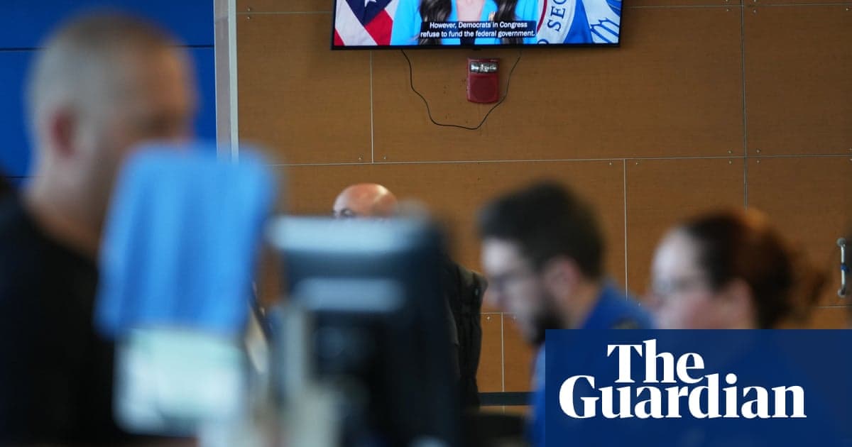ABD, havayollarına pasaportlardaki 'X' cinsiyet işaretlerini göz ardı etmelerini ve 'M' veya 'F' yazmalarını söyledi | Trump yönetimi