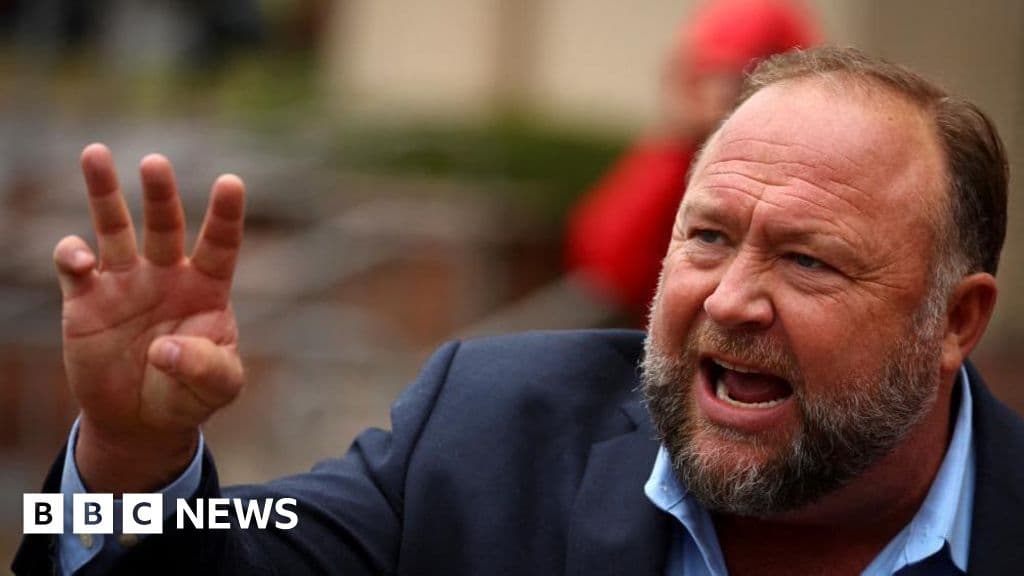ABD Yüksek Mahkemesi, Sandy Hook'un vurulması davasında Alex Jones'un itirazını reddetti