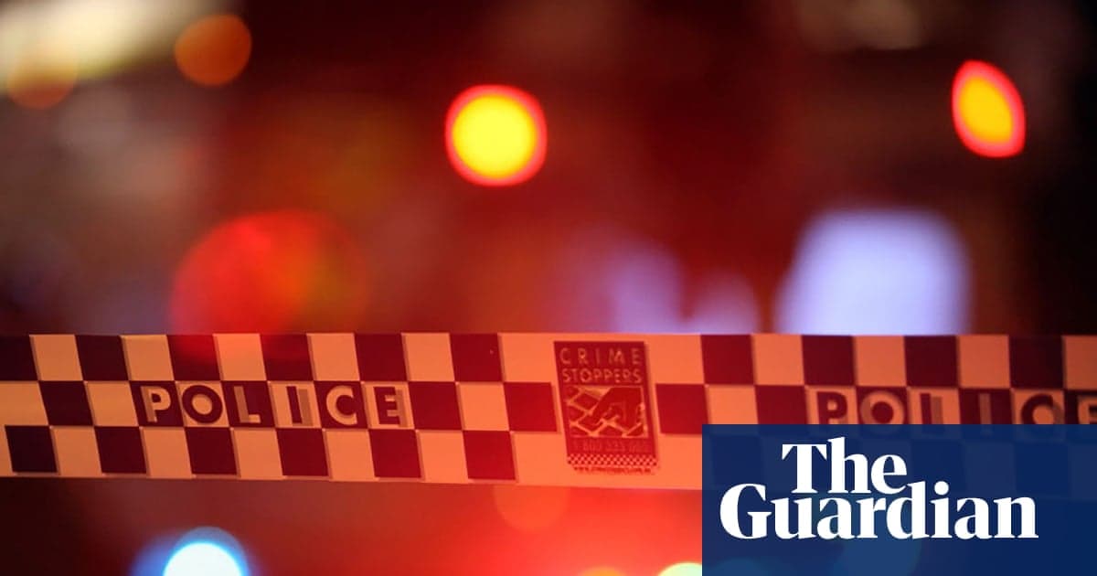 Adam Sydney'den ateş edilen atıştan sonra tutuklanan ev hastanede üç tane bırakın | Sydney