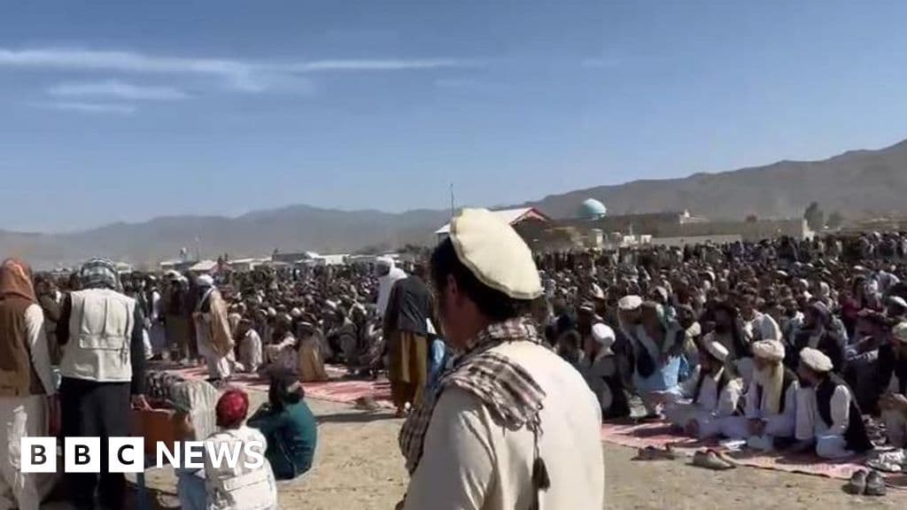 Afganistan, Pakistan'ın hava saldırısının yerel oyuncuları öldürdüğünü söylemesinin ardından kriket serisinden çekildi
