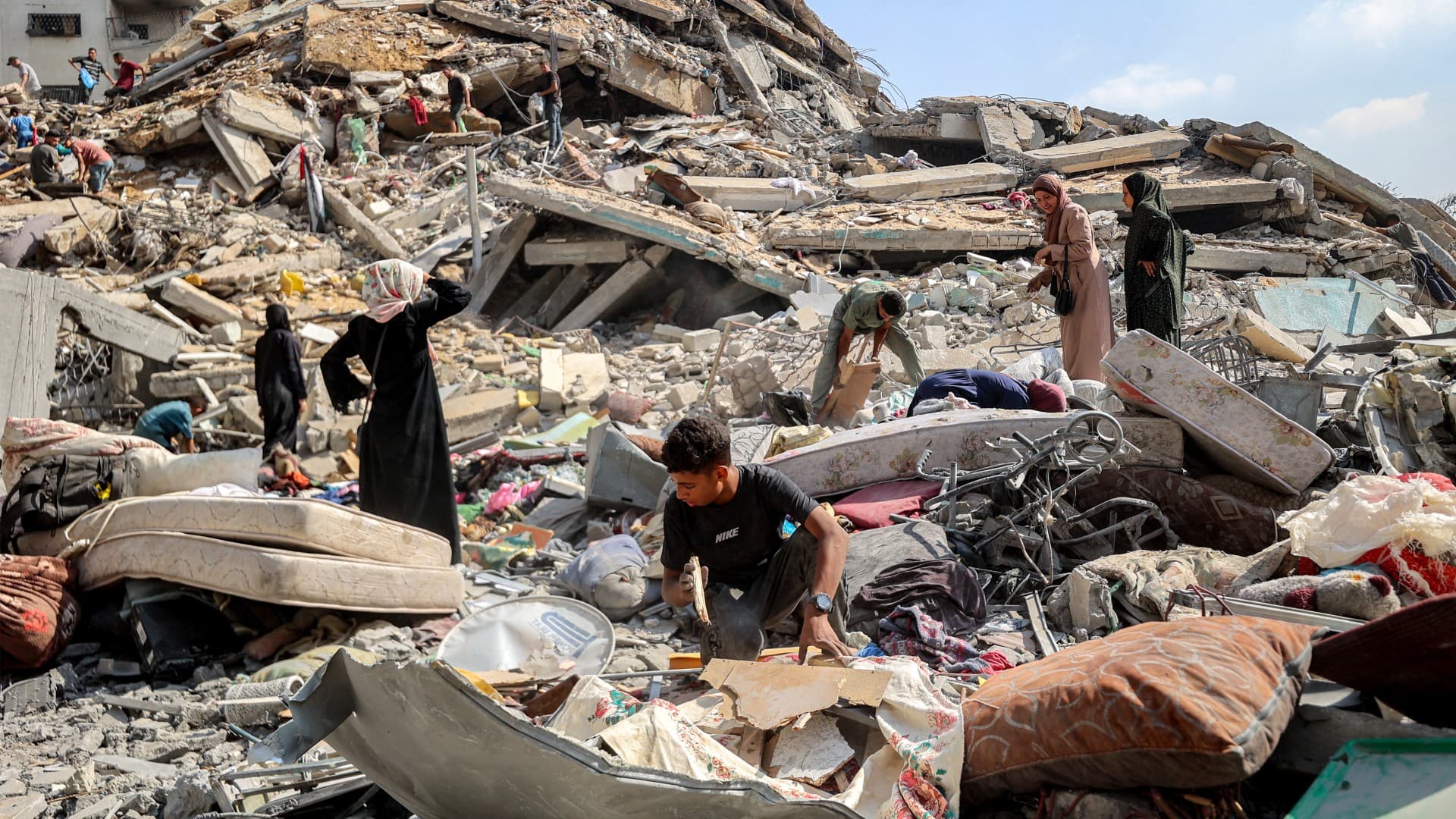 Arab and Muslim states call for review of diplomatic, economic relations with Israel