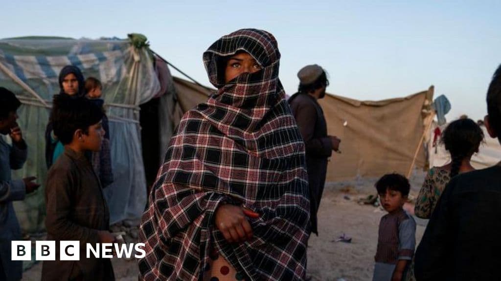 Ayrıntıları İngiltere'den Taliban'ın risk altındaki veri ihlalinde olan Afgan, Oğul BBC'ye anlatıyor