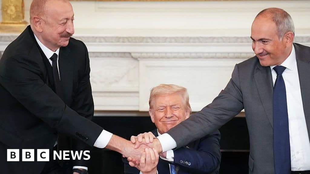 Azerbaycan ve Ermenistan Beyaz Saray Zirvesi'nde Barış Anlaşması İmzaladı
