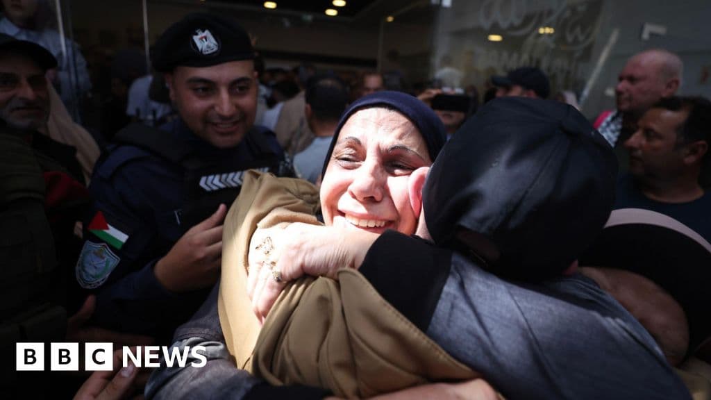 Batı Şeria ve Gazze'deki Filistinliler mahkumların serbest bırakılmasını kutluyor