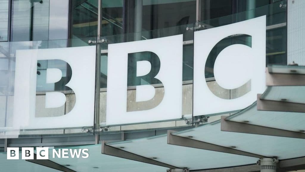 BBC, gazetecinin Vietnam'ı terk edememesinden 'derin kaygılı'