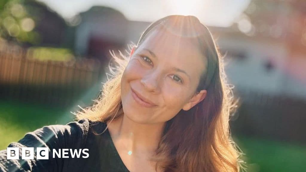 Bindi Irwin, endometriozis ağrısından 'utanmak' için yapıldığını söylüyor