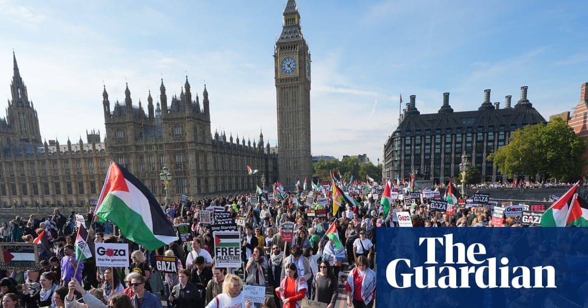 Binlerce kişi Gazze'de 'kalıcı barış' için Londra'da yürüyüşte toplandı | İsrail-Gazze savaşı