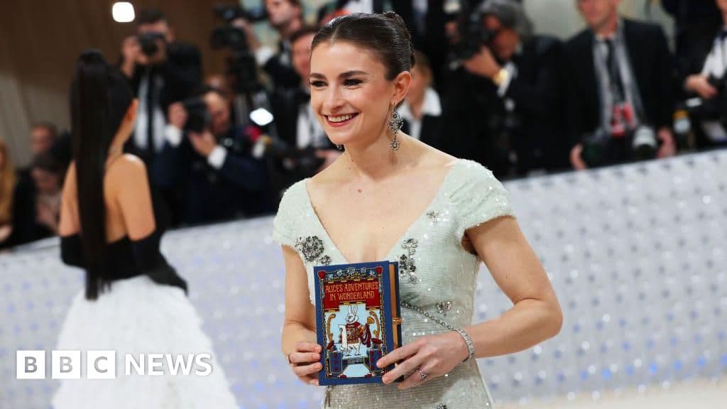 Chloe Malle, Anna Wintour'un bir kenara bırakılmasından sonra American Vogue'da en iyi editör olacak