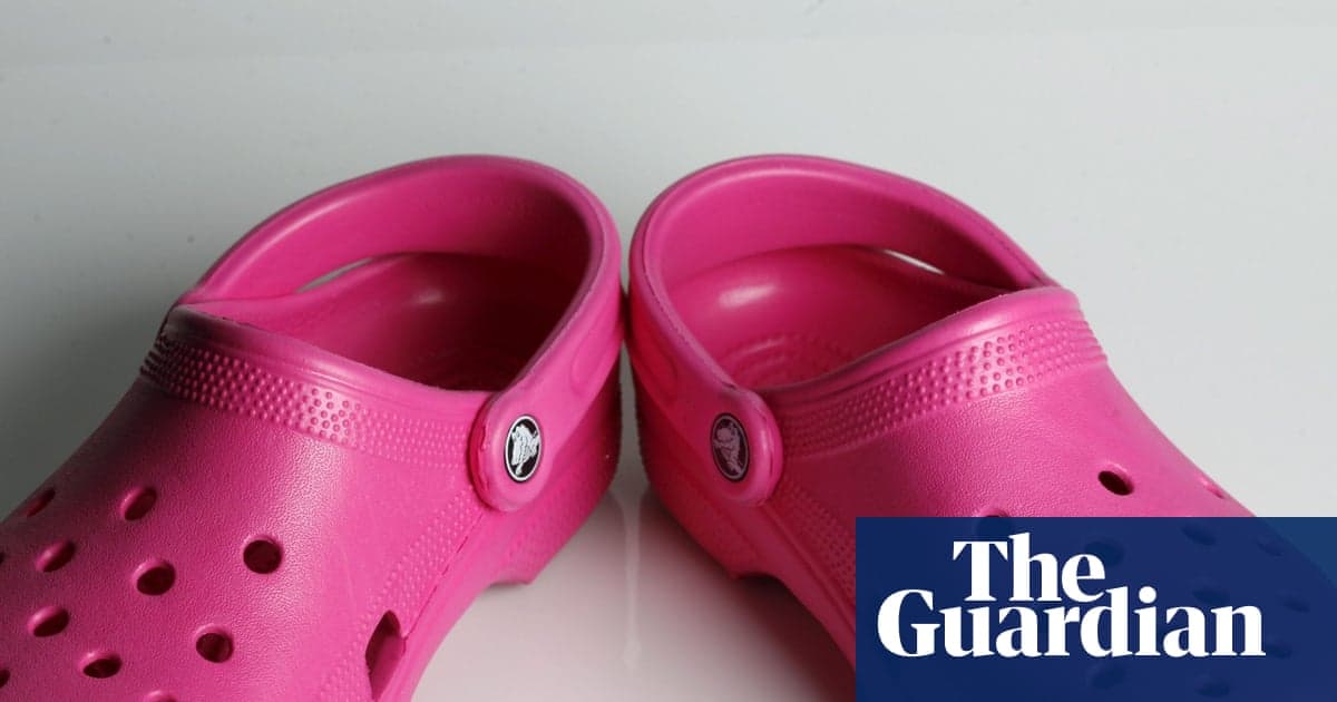 Crocs hisseleri tarifeleri ve 'Çirkin Ayakkabı' trendinin düşüşü arasında% 30 düşüş | Moda