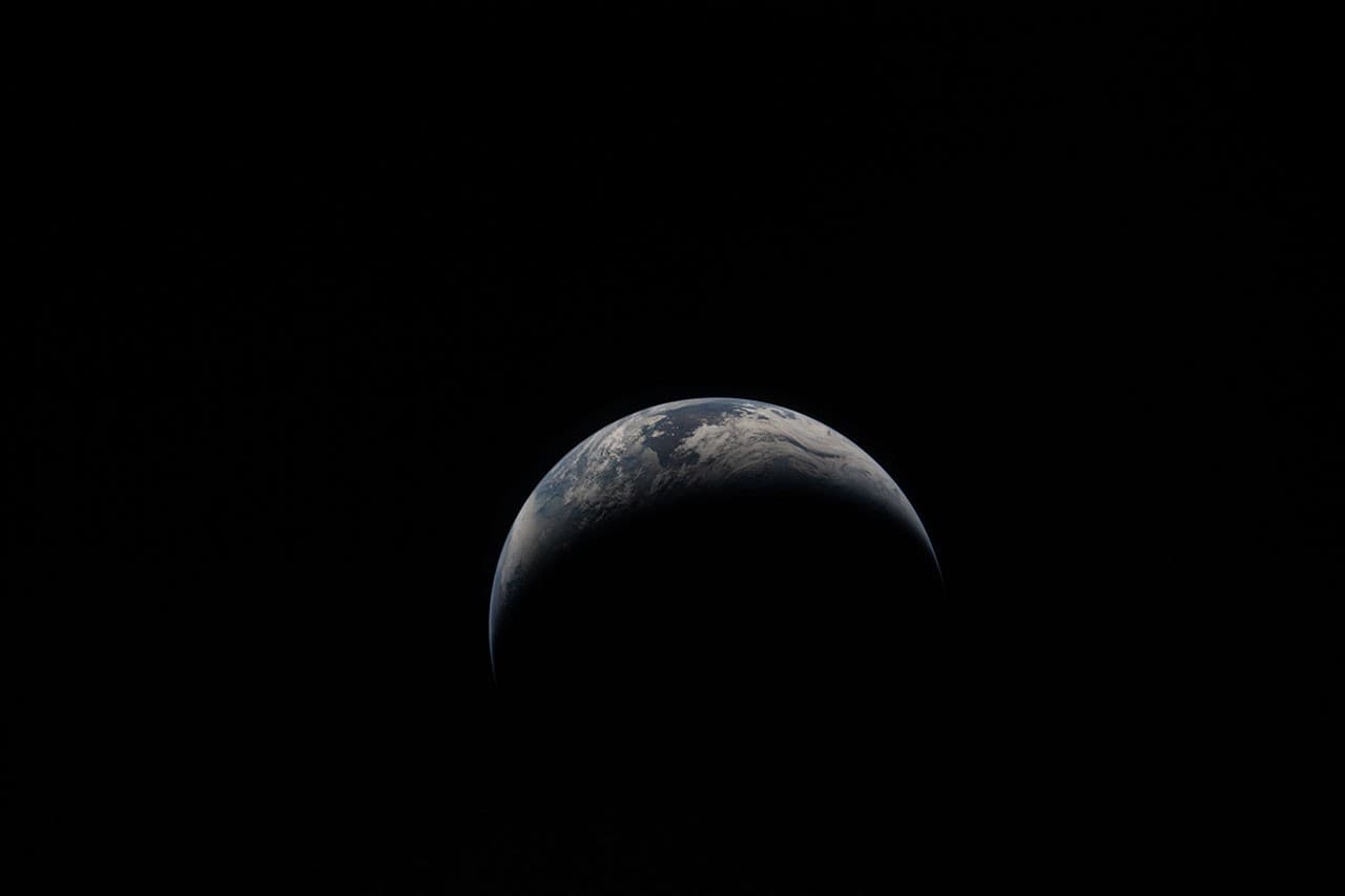 Dünya'nın Doğuşu Fotoğrafının Yayınlanmasından Bu Yana NASA'da Gelişmiş Dünya Gözlemleri