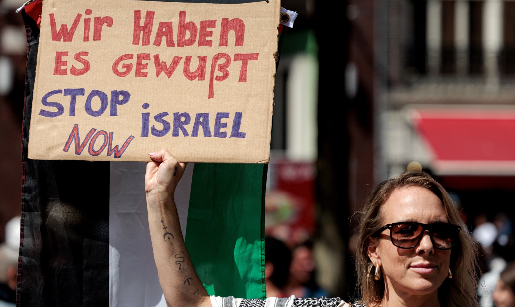 Dutch foreign minister resigns over Gaza