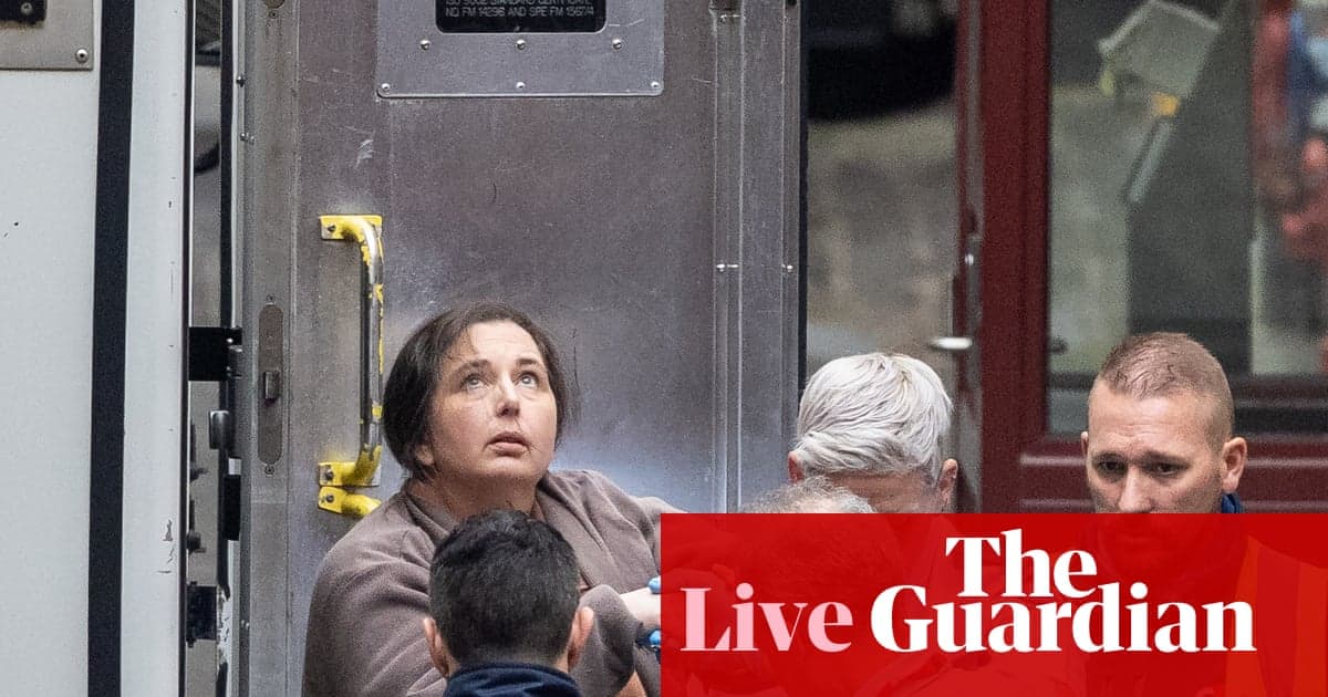 Erin Patterson Plea İşitme Canlı: Mantar Katili Melbourne Mahkemesinde Kurbanların Aileleriyle Yüzleşir | Erin Patterson mantar denemesi