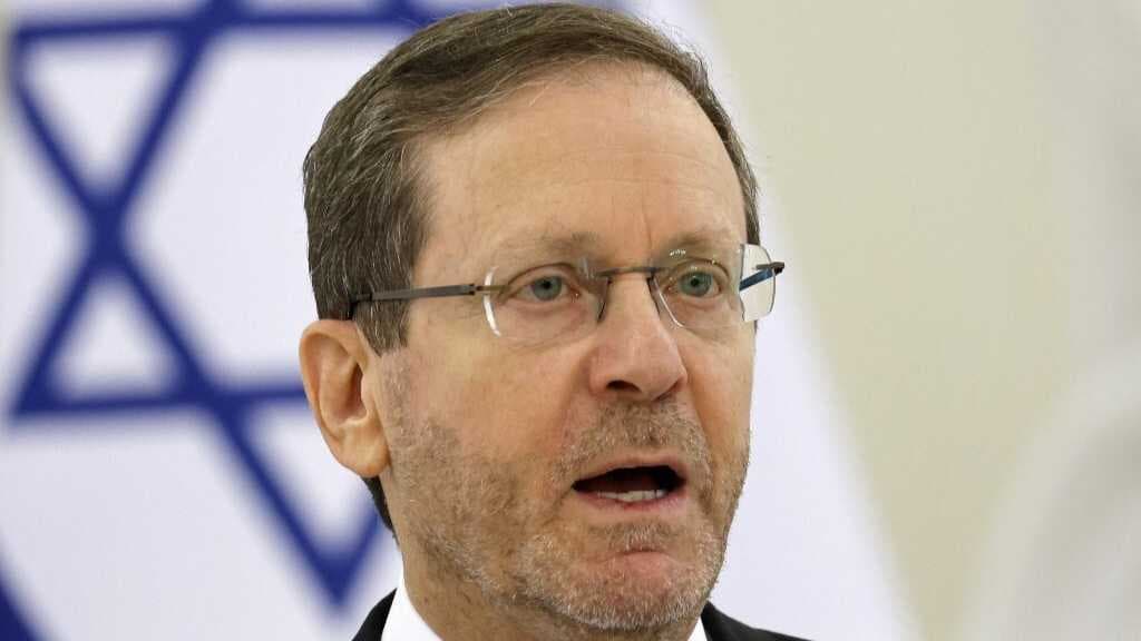 Exclusive: Met Police appoint prosecutor to 'urgently review' application for Israeli president's arrest