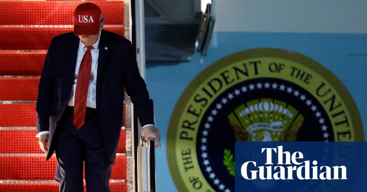 FBI, Trump'ın Air Force One'dan çıktığı yerin yakınında av standı bulunmasının ardından soruşturma yapıyor | Donald Trump