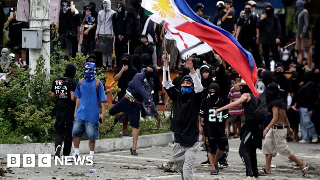 Filipinler Yolsuzlukla Mücadele Protestoları Şiddet Dönüşüyor