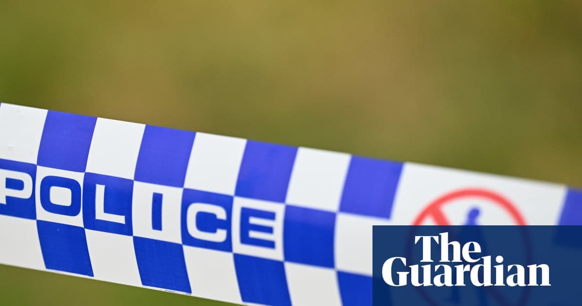 İki erkek Melbourne'de ölümcül bir dizi şüpheli hedef saldırıda bıçaklandı | Victoria