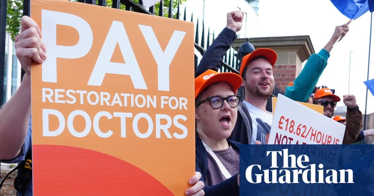 İngiltere'deki asistan doktorlar önümüzdeki ay beş gün greve çıkacak | NHS
