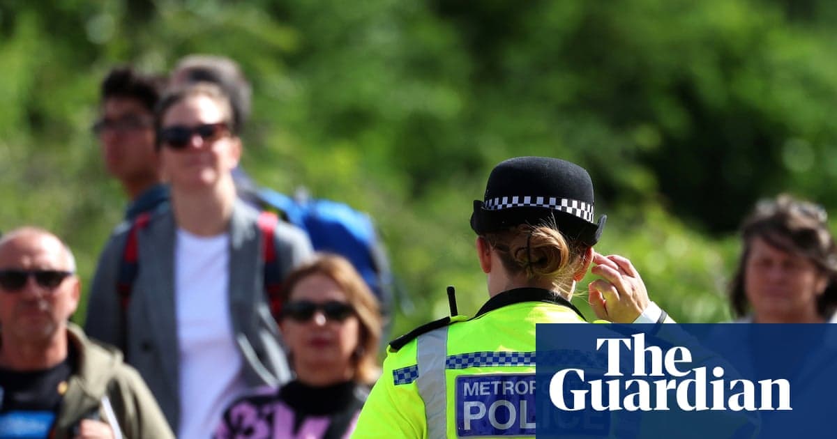 İnsanlar Londra suçunun yükseldiğini iddia ettiği için onlara uygun, diyor Commander | Londra