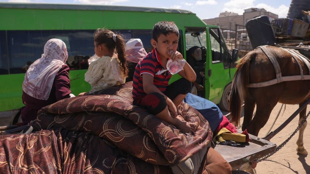 Israel makes 'final' forced displacement warning for Gaza City