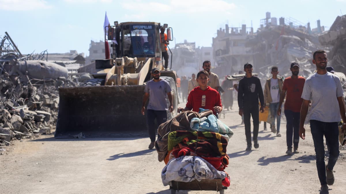 Israel slashes aid to Gaza as Trump threatens to 'violently' disarm Hamas