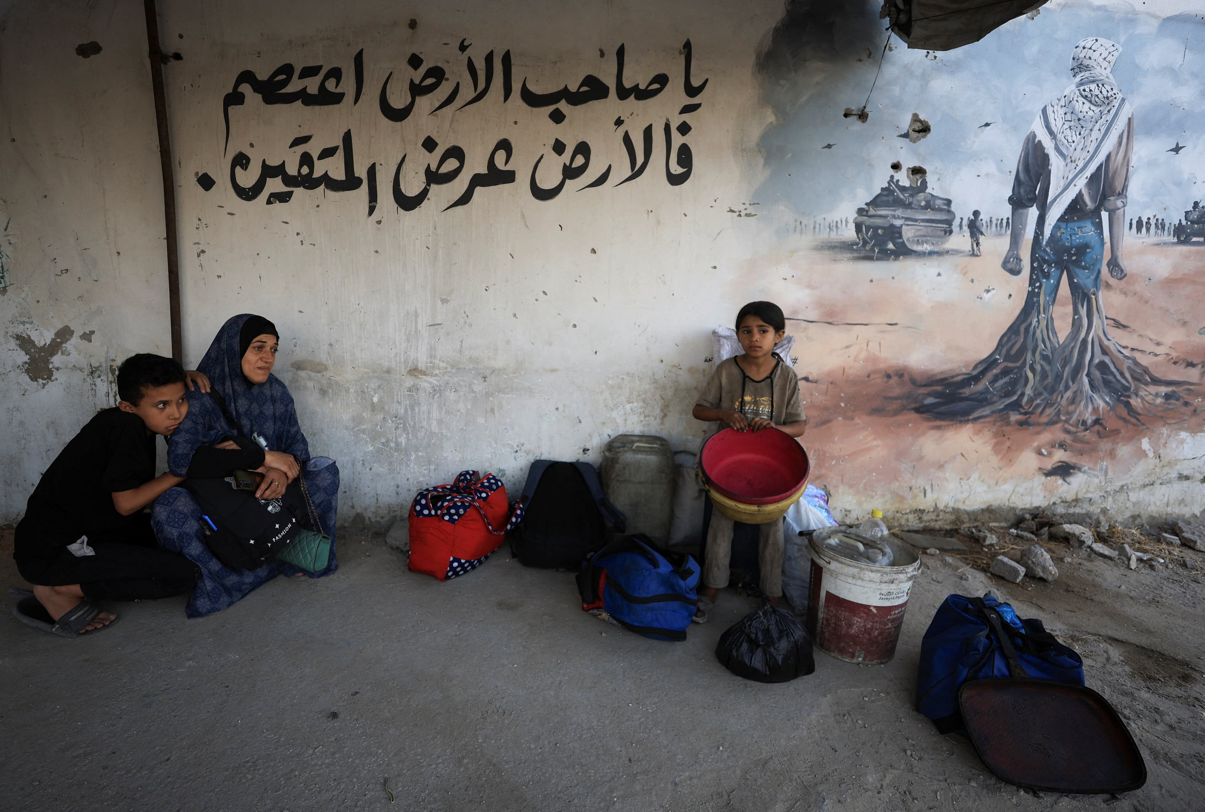 Israeli strike kills three Palestinians sheltering in Khan Younis tent