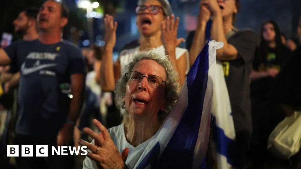 İsrailliler, Hamas'ın Gazze'deki rehineleri serbest bırakması öncesinde düzenlenen mitingde Trump'ı övdü