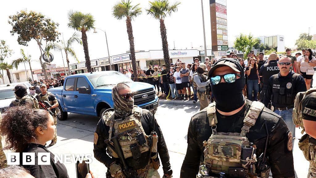LA'daki göçmen baskınlarının devam edebileceğine dair Yüksek Mahkeme Kuralları