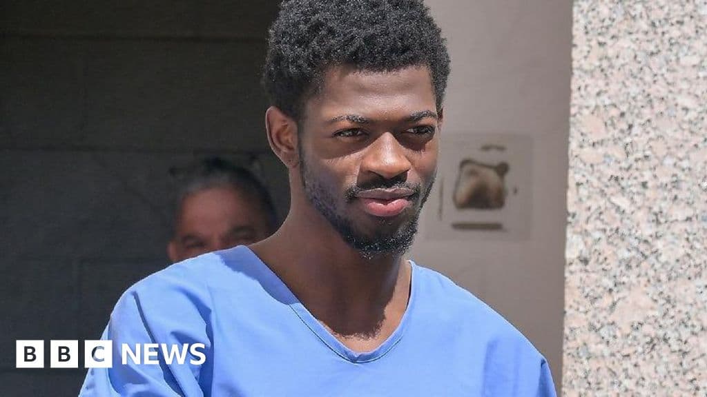 Lil Nas X, 'Korkunç' tutuklama haftasından sonra iyi olduğunu söylüyor