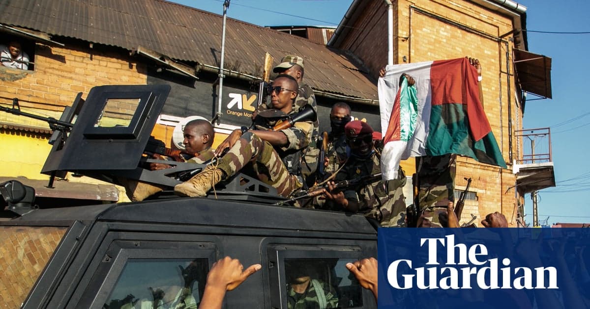 Madagaskar başbakanı, seçkin askerlerin cumhurbaşkanına karşı protestolara katılmasının ardından sükunet çağrısında bulundu | Madagaskar