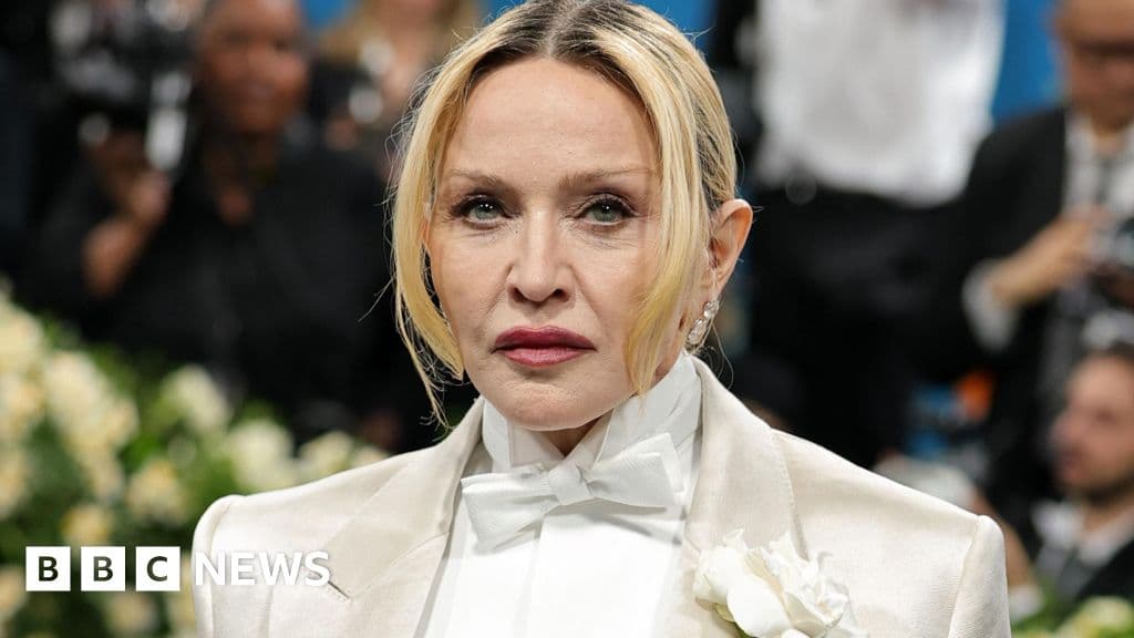 Madonna Papa'yı Gazze'yi 'Çok Geç Olmadan' ziyaret etmeye çağırıyor