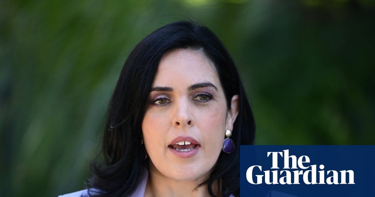 Moira, Daniel Andrews'un Daniel Andrews 'Kişisel Ordusu' olarak, iki memurun katil olduğu iddiasıyla heykel tartışmasında 'kişisel ordusu' olarak nitelendirdi | Viktorya siyaseti
