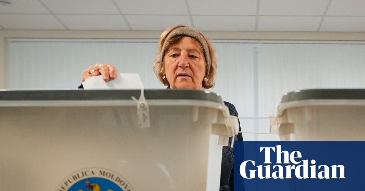 Moldova, ülkeyi AB veya Rusya'ya yaklaştırabilecek gergin oylamalarda anketlere gidiyor | Moldova