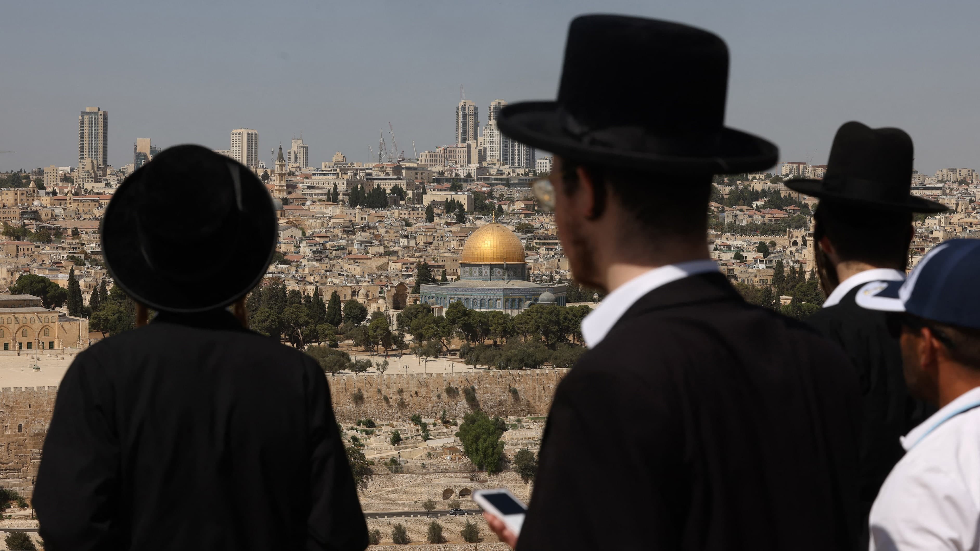 Monitor warns Israel 'steadily taking control' of Al-Aqsa as violations escalate