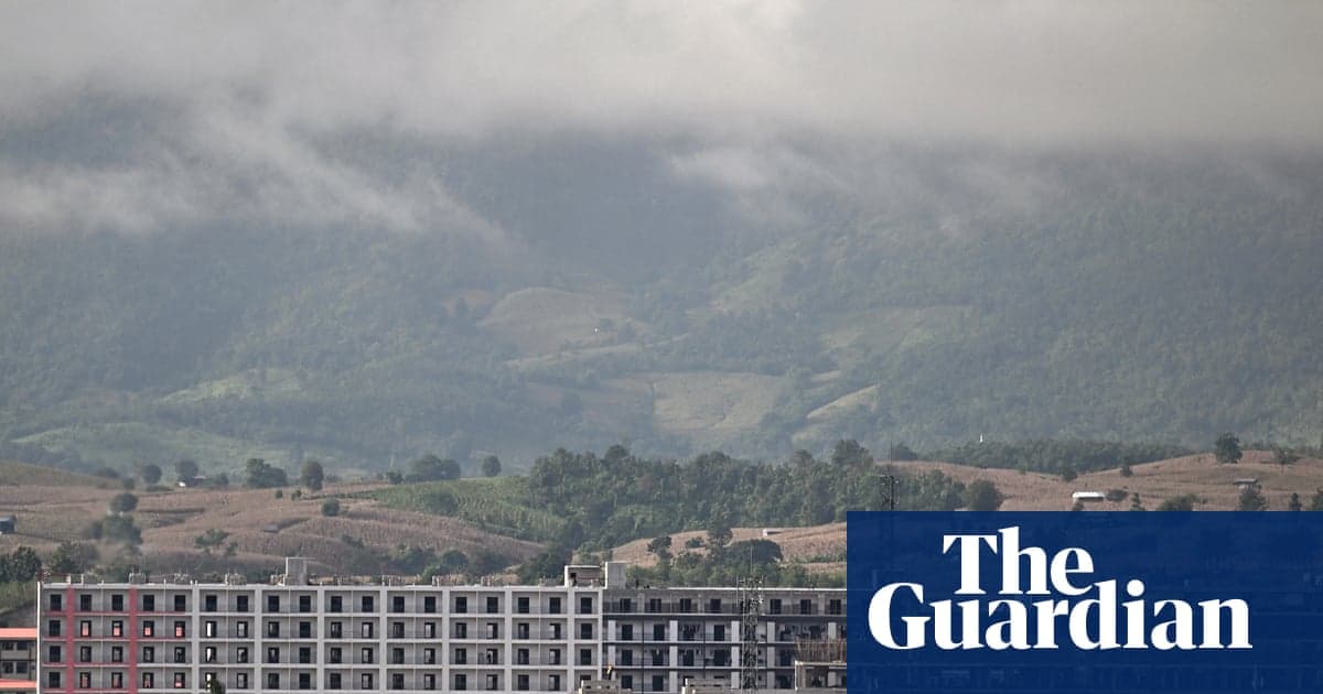 Myanmar ordusunun kötü şöhretli KK park dolandırıcılığı yerleşkesine baskın düzenlemesi sırasında binlerce kişi gözaltına alındı | Myanmar
