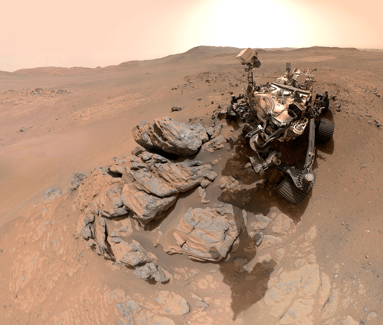NASA'nın Perseverance Rover'ı En Batı Selfie'sini Çekti