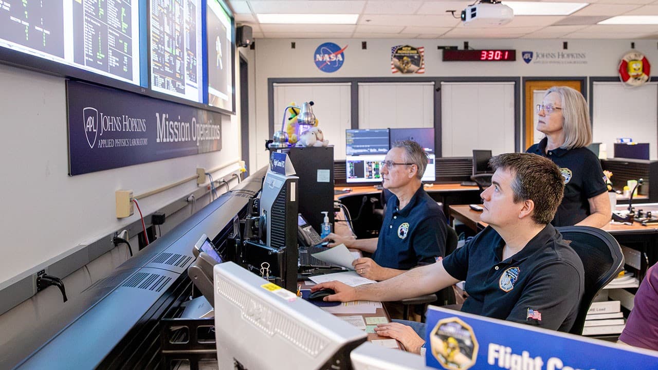 NASA'nın Yeni Ufuklar Uzay Aracı Hazırda Bekletme Modundan İyi Sağlıkla Uyanıyor