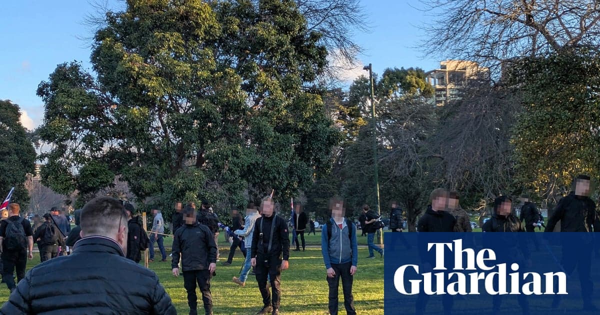 Neo-Nazis Saldırı Yerli Protesto Sitesi Melbourne'deki göçmenlik karşıtı mitingden sonra Sydney'de saldırıya uğradığı iddia edildi | Avustralya göçü ve iltica