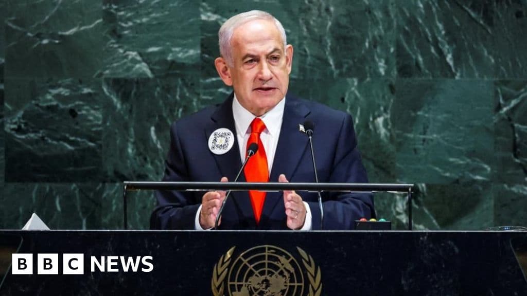 Netanyahu, düzinelerce BM konuşmasından çıkarken Filistin'in tanınmasına saldırıyor